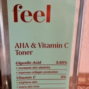 AHA & Vitamin C Toner - Mint Green